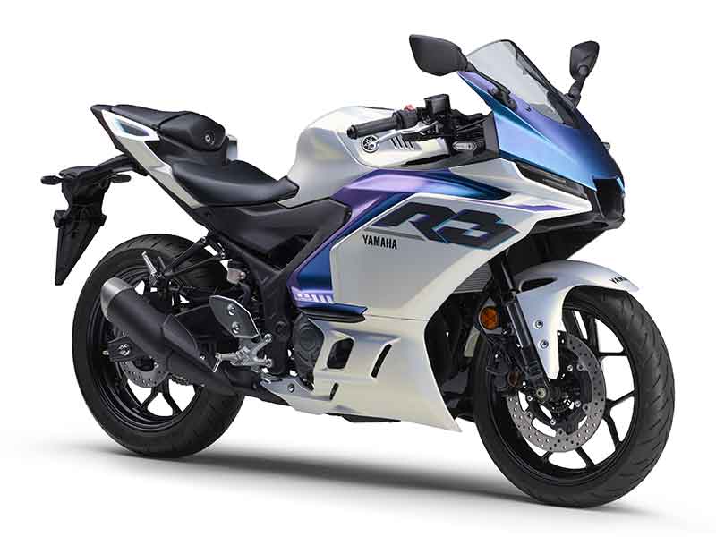 YZF-R3／YZF-R25 記事4