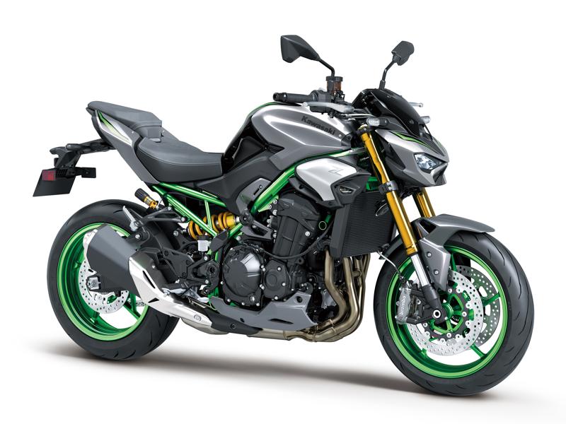 カワサキから新型「Z900