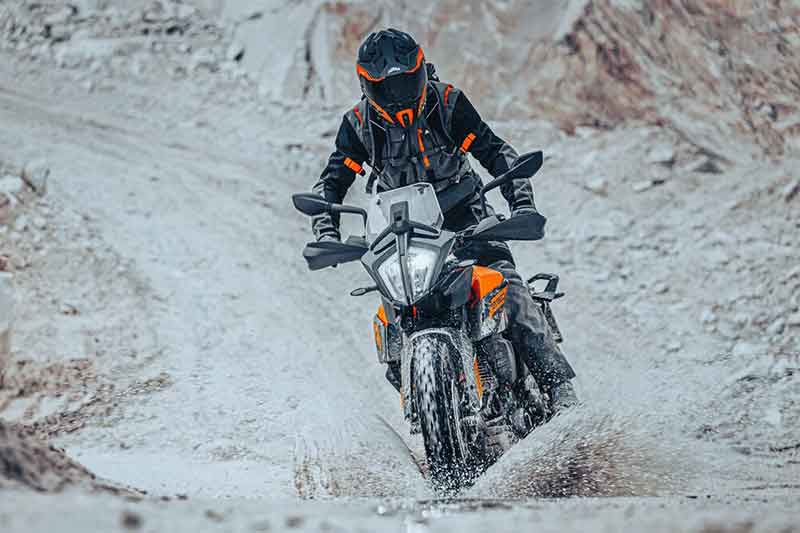 【KTM】対象モデルにお得な装備付き！「純正アクセサリー プレゼントキャンペーン」を6/29まで実施中 記事4