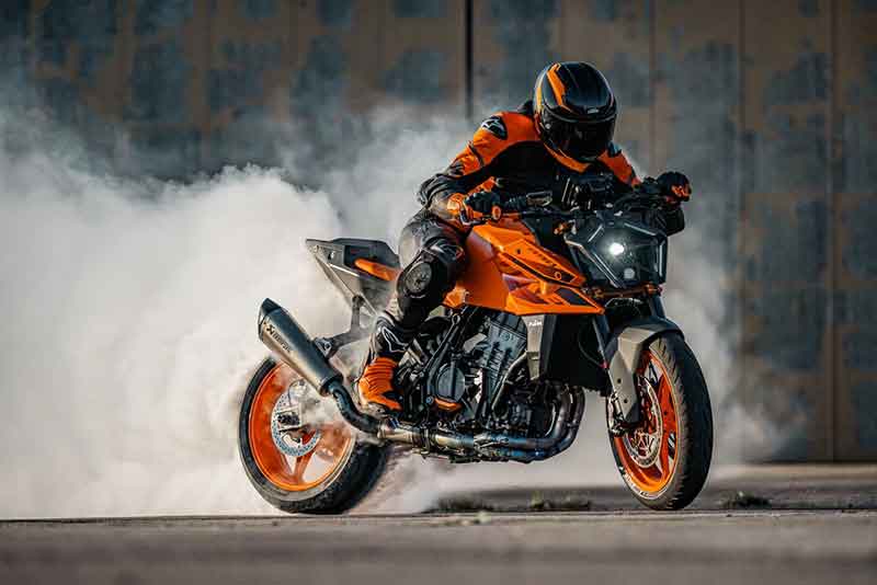 【KTM】対象モデルにお得な装備付き！「純正アクセサリー プレゼントキャンペーン」を6/29まで実施中 記事3