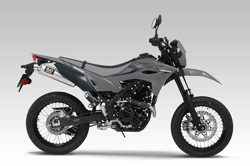 ヨシムラから KLX230 シリーズ用「機械曲 GP-MAGNUM105サイクロン EXPORT SPEC 政府認証」が発売！ 記事4