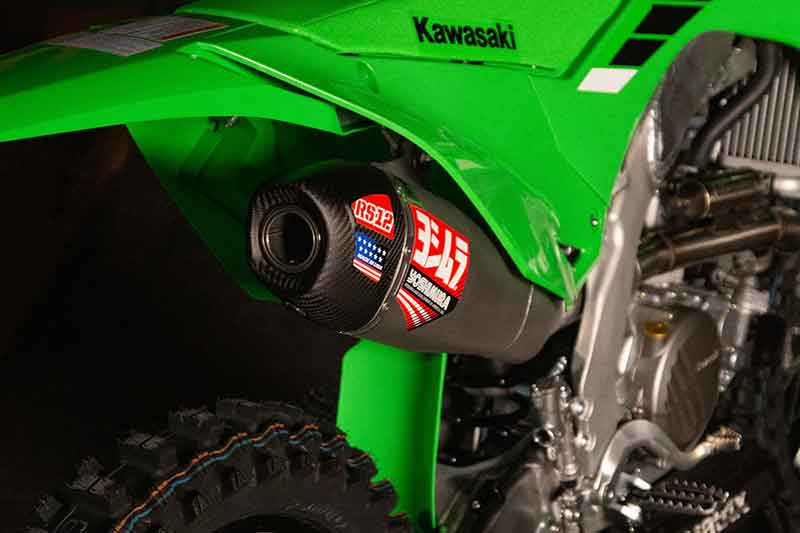 ヨシムラがカワサキ KX250（25）用「RS-12 レーシングサイクロン」の受注をスタート！ 記事2