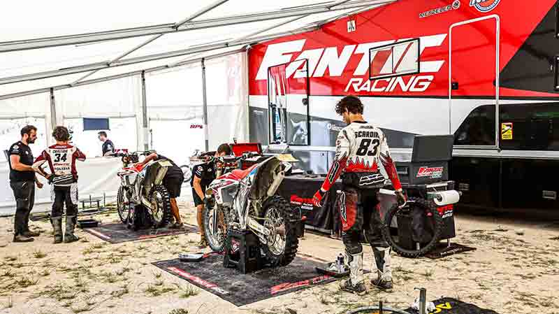 【ファンティック】マッテオ＝パヴォーニがイタリア選手権エンデューロ300クラスのチャンピオンを獲得 記事2