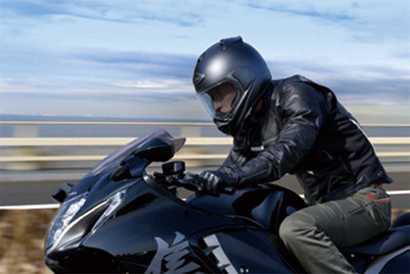 ツアークロスV のストリートモデル「TX-STRADA／TXストラーダ」がアライヘルメットから7月下旬発売！ 記事2