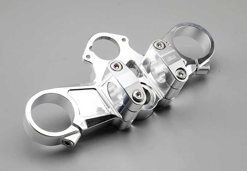 AELLA からスズキ ハヤブサ用カスタムパーツ13アイテムが発売！ 北川圭一氏によるデモ車試乗インプレを公開 記事4