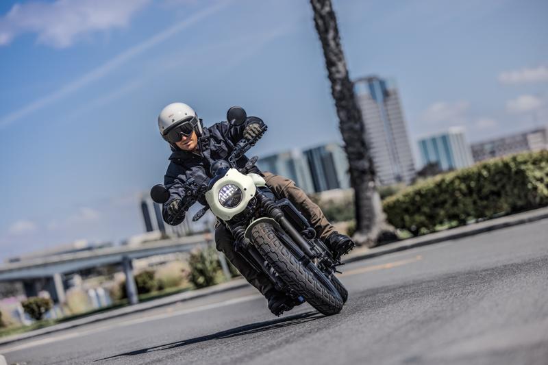 カワサキから2026年モデル「ELIMINATOR