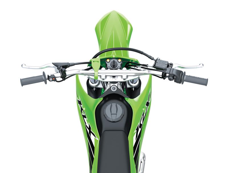 カワサキからフルモデルチェンジとなったコンペティションモデル「KLX230R」「KLX230R