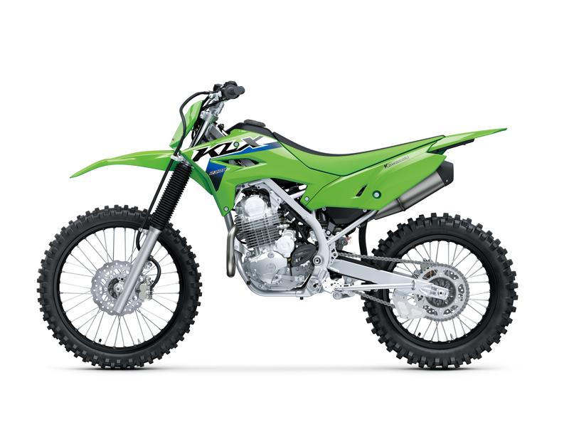 カワサキからフルモデルチェンジとなったコンペティションモデル「KLX230R」「KLX230R