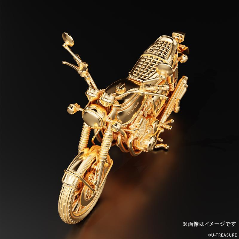 【Honda】”ナナハン”の代名詞「CB750FOUR」1969年モデルの1/24サイズ　シルバー製フィギュア。ナンバープレートにシリアルナンバーを刻印
