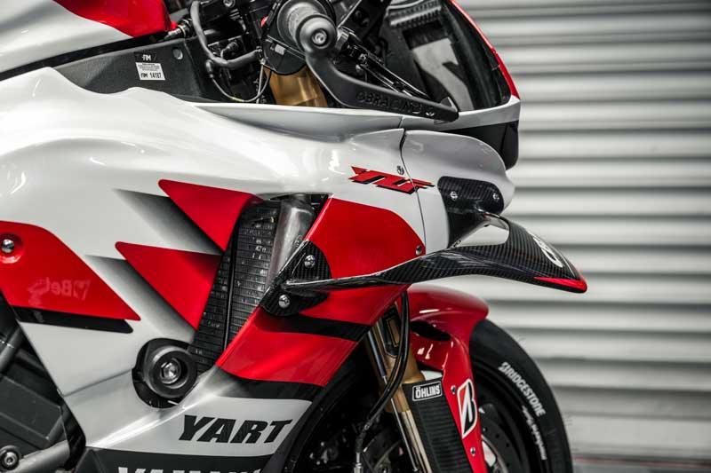 【ヤマハ】「#7 YAMALUBE YART YAMAHA EWC Official Team」が鈴鹿8耐にファクトリーチームと同じカラーリングのYZF-R1で参戦！　記事6