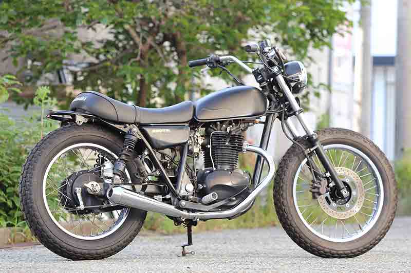 カワサキ 250TR用「メガホンマフラー」クローム仕上げ・4つのスタイルが2万円台で登場！ 記事1
