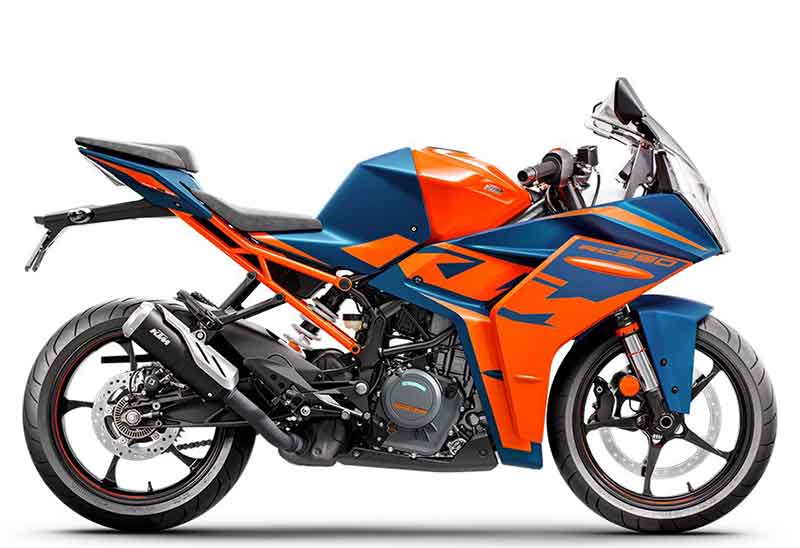 【KTM】「RC 390/GP」’22-23 および「890 DUKE GP」’23 モデルの希望小売価格を改定 記事4
