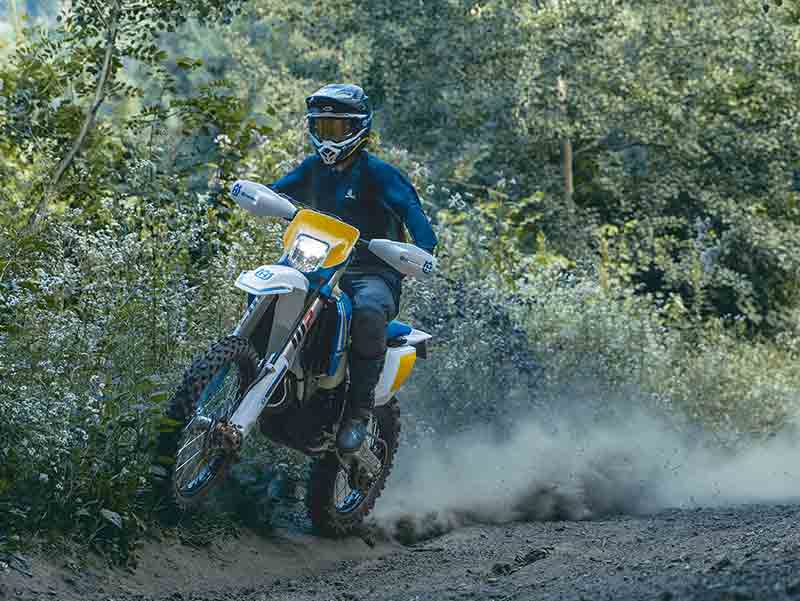 【ハスクバーナ・モーターサイクルズ】MY2025 のオフロードモデルがお得なチャンス！「0％クレジットキャンペーン」を7/19より実施 記事2