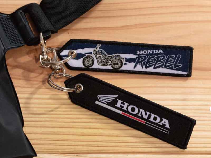 ホンダの人気車種が「フライトタグ」に！ 9型・全16種類が BUTTON&CUFFLINKS から発売 メイン