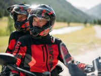 【ドゥカティ】2025夏アパレルが登場！ 通気性と安全性を両立する最新ツーリングギア メイン