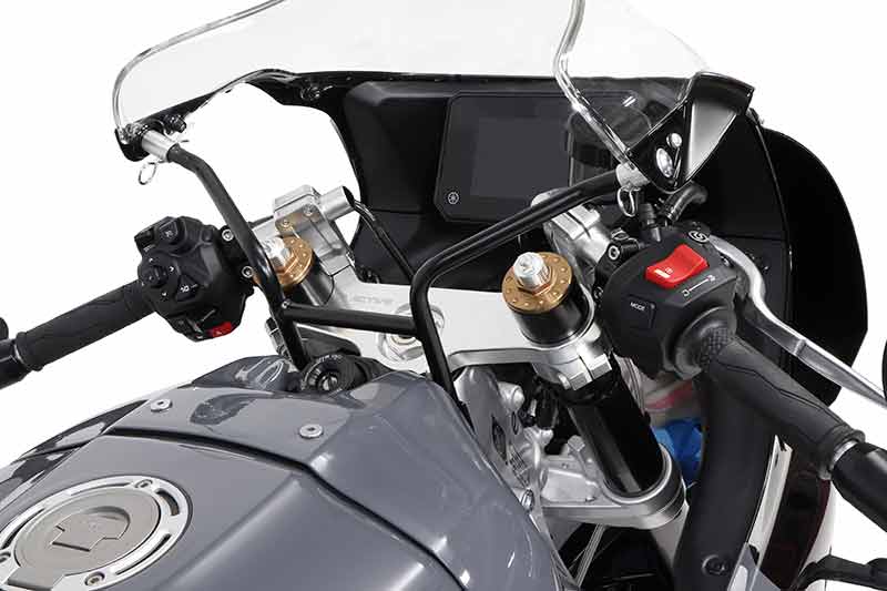 アクティブから XSR900／GP用の「セパハン&トップブリッジキット」が登場！ 記事3