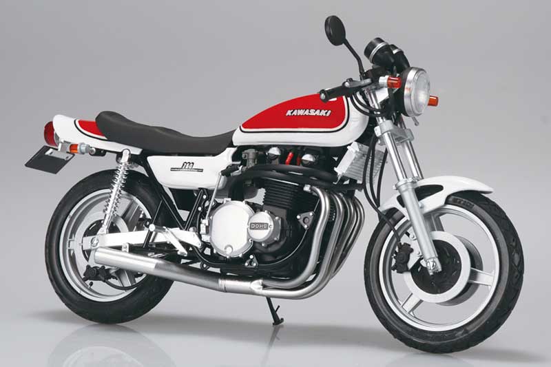 研二の赤いゼッツー改がプラモデルに！「1/12 あいつとララバイ ZII改 研二仕様」がアオシマから登場 記事2