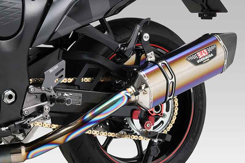 ヨシムラが Hayabusa用「フルエキゾーストHEPTA FORCE チタンサイクロン 2本出し 政府認証」の受注をスタート！ 記事12