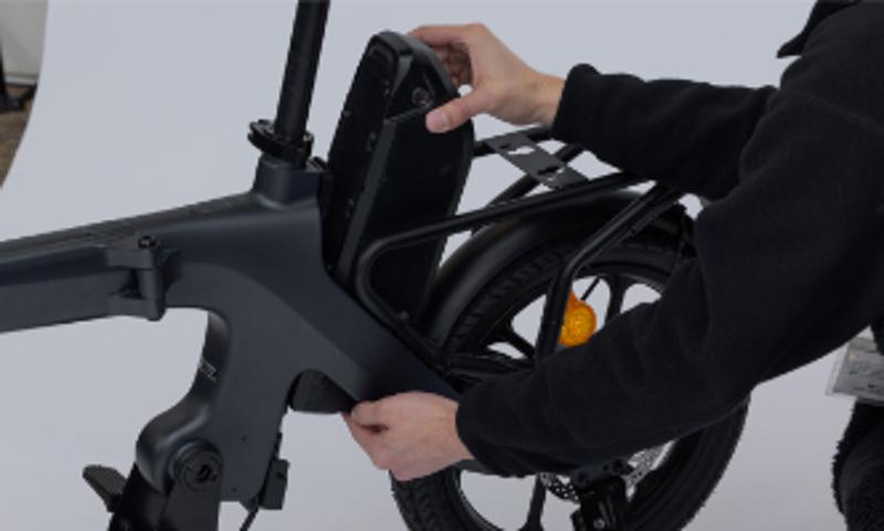 移動の常識が変わる。次世代モビリティ、始動　「特定小型原動機付自転車」キックスケータータイプ・自転車タイプ・スクータータイプの3タイプを全国のスポーツデポにて順次発売