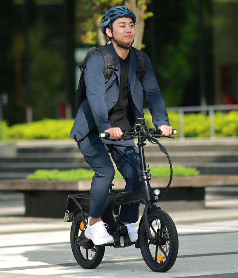 移動の常識が変わる。次世代モビリティ、始動　「特定小型原動機付自転車」キックスケータータイプ・自転車タイプ・スクータータイプの3タイプを全国のスポーツデポにて順次発売