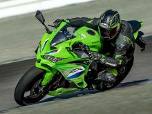 ڥ掠ۡNinja ZX-4R SEסNinja ZX-4RRפΥ顼եåѹ9/1ȯ䡪