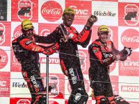 【アプリリア】初参戦チームで鈴鹿8耐3年ぶりの表彰台を獲得！ モトアメリカではタイトル防衛に成功 メイン