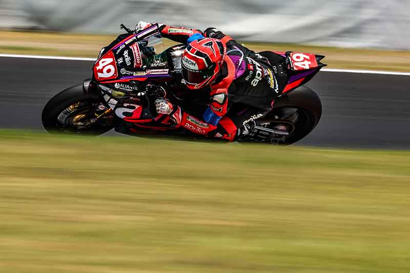 【アプリリア】初参戦チームで鈴鹿8耐3年ぶりの表彰台を獲得！ モトアメリカではタイトル防衛に成功 記事3