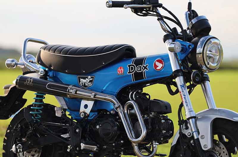SP忠男からホンダ Dax125（24-）用「PURESPORTカーボン」が発売！ 記事1