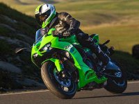 【カワサキ】「Ninja ZX-6R」のカラー＆グラフィックを変更し9/27に発売！