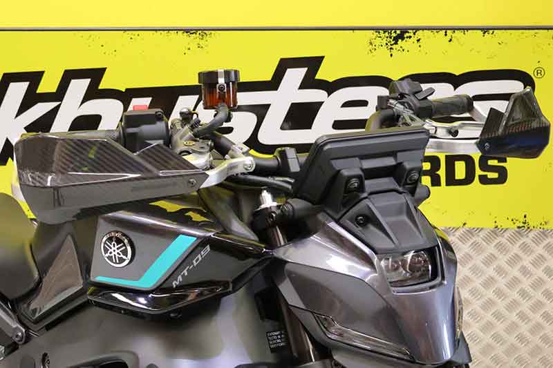 Barkbusters の「ハンドルガードキット」にヤマハ MT-09（24-）用が登場！ 記事3
