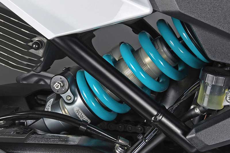 ナイトロンから BMW F900R (ʼ20～24）用リアショックアブソーバーが登場！　記事２
