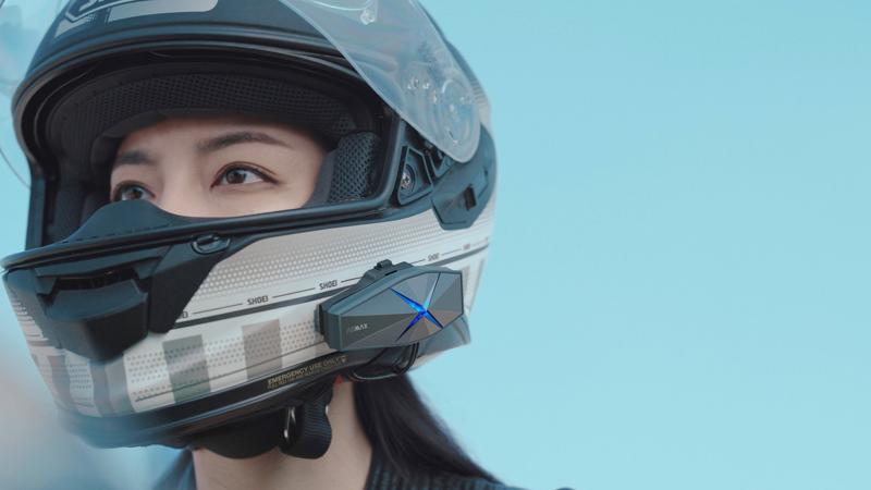 バイク用・次世代インカム「ASMAX（アズマックス）
