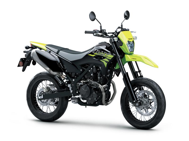 カワサキより2025年9月15日に「KLX230SM」を新たなカラー＆グラフィックで発売