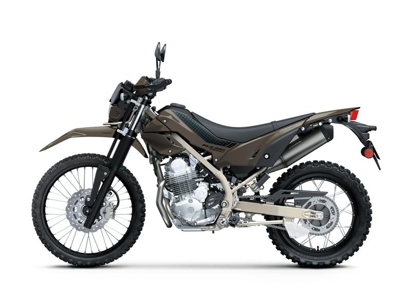 カワサキからアウトドアライディングの新提案「KLX230