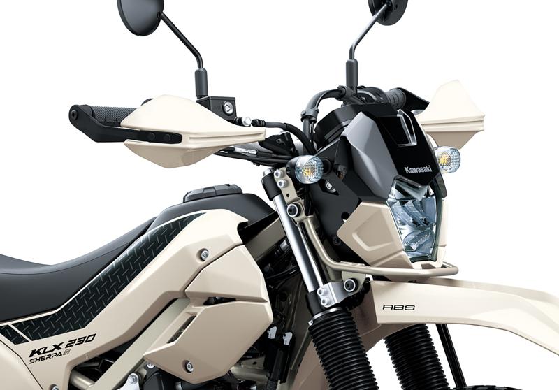 カワサキからアウトドアライディングの新提案「KLX230