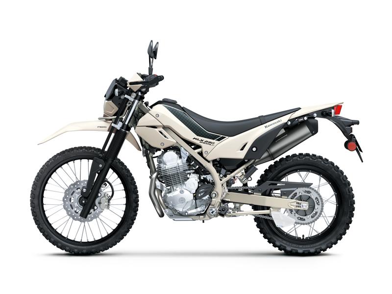 カワサキからアウトドアライディングの新提案「KLX230