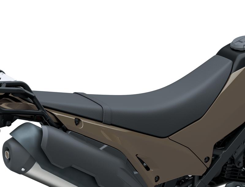 カワサキからブラックアウトが映える“無骨なスタイル”「KLX230