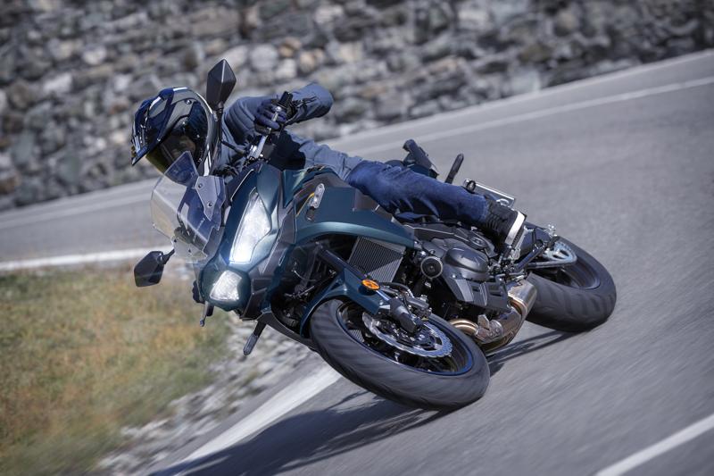 カワサキからマルチパーパスモデル「VERSYS