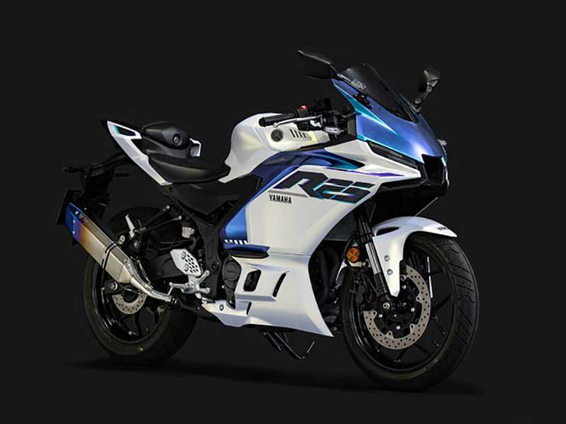 トリックスターが YZF-R25（25）用「政府認証スリップオンマフラーIKAZUCHI」の予約受付をスタート！ 記事2