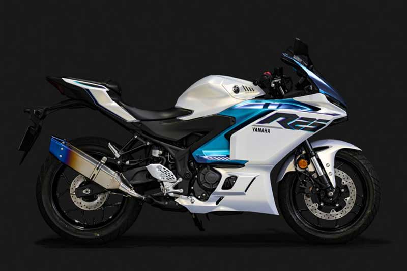 トリックスターが YZF-R25（25）用「政府認証スリップオンマフラーIKAZUCHI」の予約受付をスタート！ 記事1
