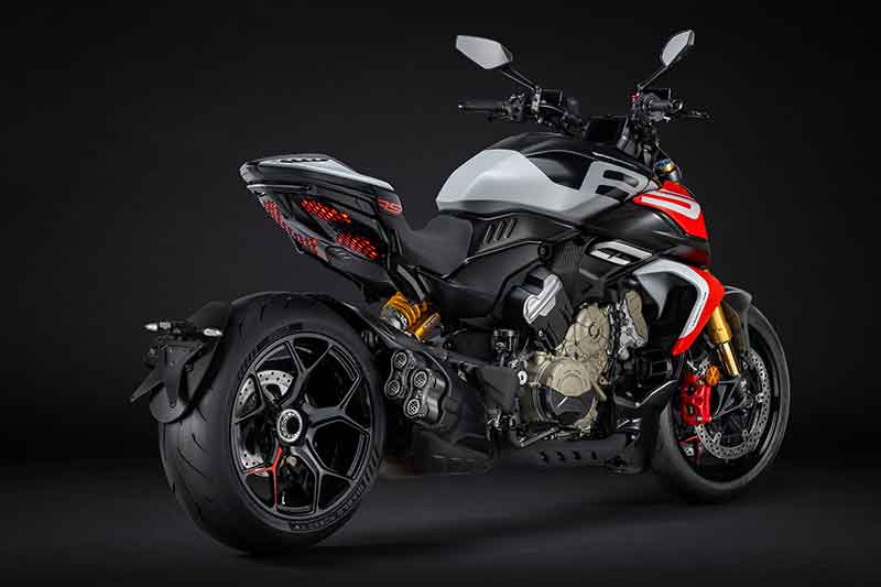 【ドゥカティ】新RSシリーズ「ディアベルV4 RS／ムルティストラーダV4 RS」を発表／日本発売は2026年予定 記事6