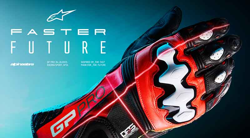 アルパインスターズのレーシンググローブ「GP PRO R4 GLOVE」が岡田商事から発売！ カンガルーレザーなど最高級素材を採用 記事1