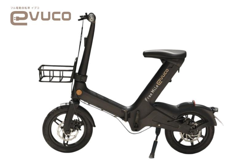 免許不要の“原付”evuco、ハンマーで叩いても壊れない頑丈ボディに特殊モーターで坂道スイスイ コンセプトは「大人が自然に乗れる一台」