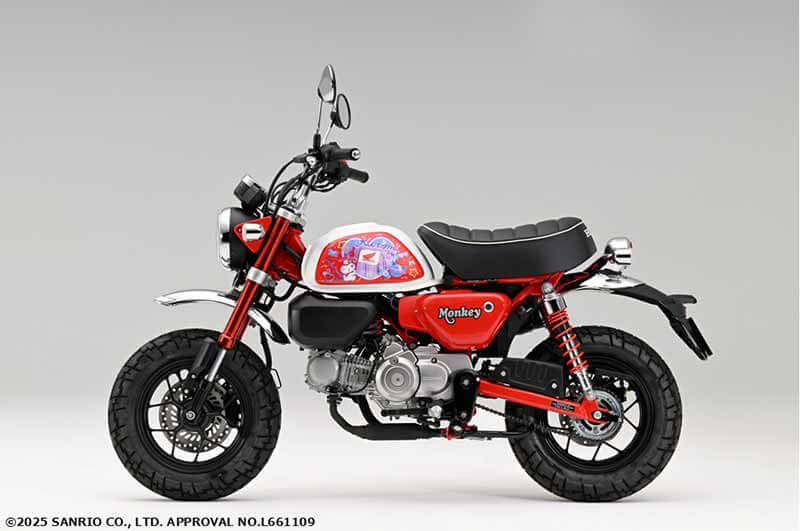 【ホンダ】サンリオコラボ純正アクセサリー「“Honda × Kuromi” モンキー125用タンクサイドパネル」が受注期間限定で発売！ 記事6