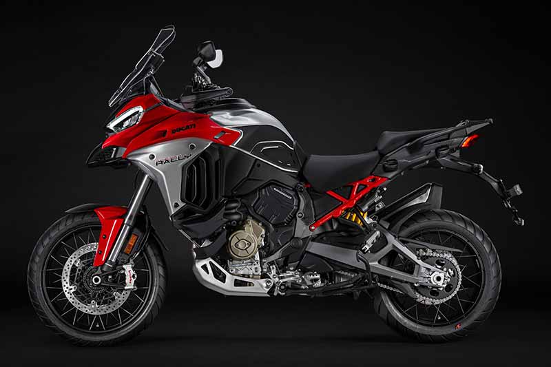 【ドゥカティ】「ムルティストラーダV4ラリー」2026年モデルを発表／日本発売は2026年春予定 記事3
