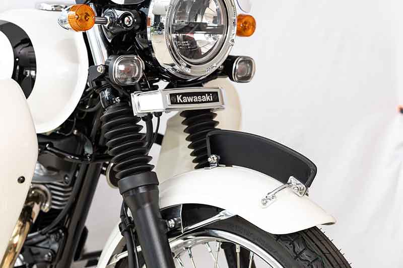 キジマから英国車風カスタムパーツ「フェンダープレート」が発売！ W230／GB350Cに無加工で装着可能 記事2