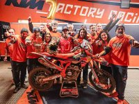 【KTM】タイトル獲得記念「エンデューロGPワールドチャンピオンキャンペーン」＆「0％クレジット」同時開催！ メイン