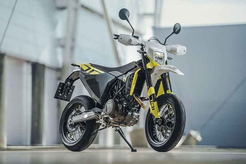 【ハスクバーナ・モーターサイクルズ】MY2024新車購入で最大15万円お得な「キャッシュバックフェア」を12/24まで開催！ 記事2