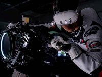 CB750FB × GSX750S KATANA のバトルを体感！「バリ伝」再現の2輪シミュレータを EICMA で発表（動画あり） メイン