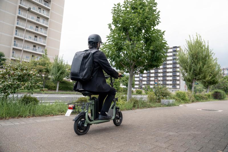 【先行販売】坂道もスイスイ登れる、免許不要の特定小型原付「twenty